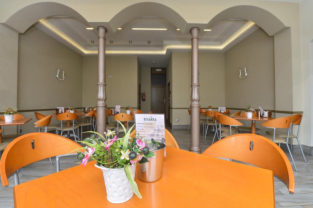 Hostal Linares Ribadeo Extérieur photo