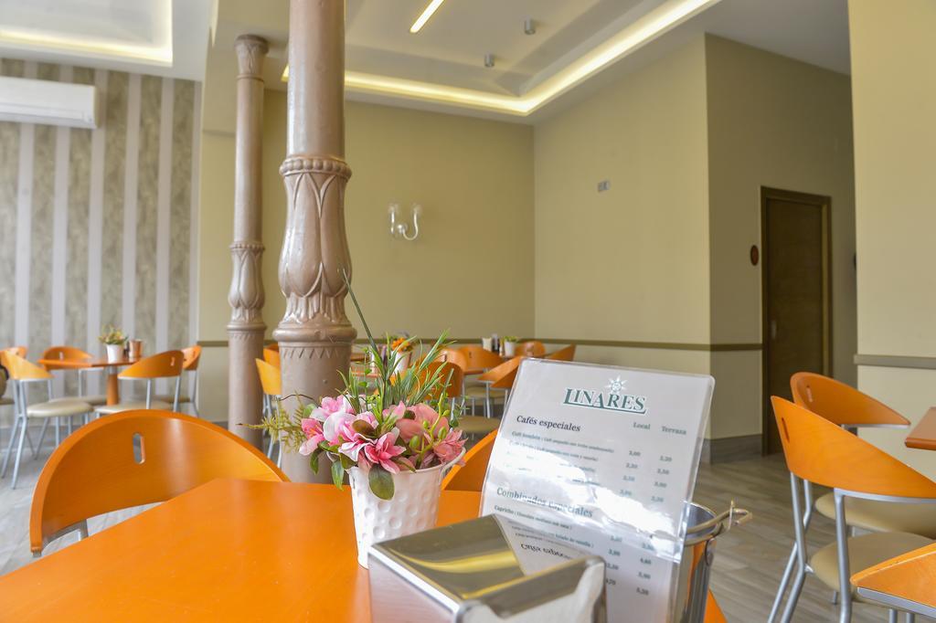 Hostal Linares Ribadeo Extérieur photo