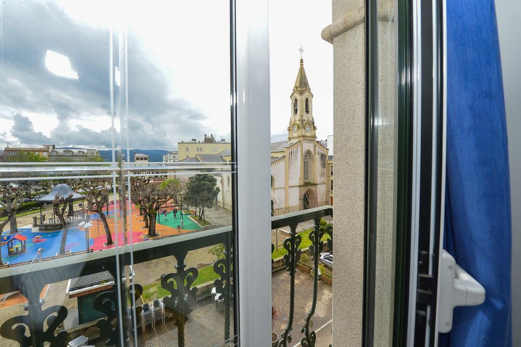 Hostal Linares Ribadeo Extérieur photo